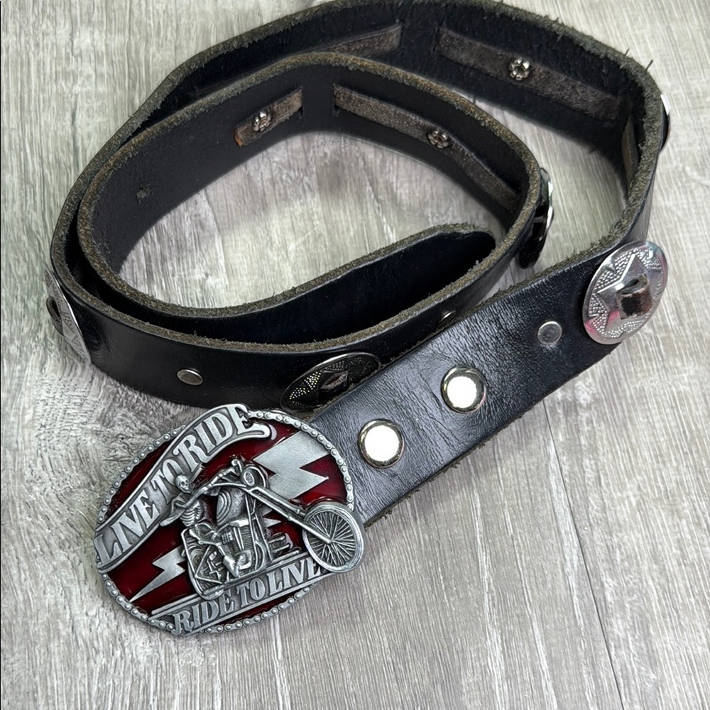 Black and Silver Belt Belt Live to ride ride to Live with Distinctive Design